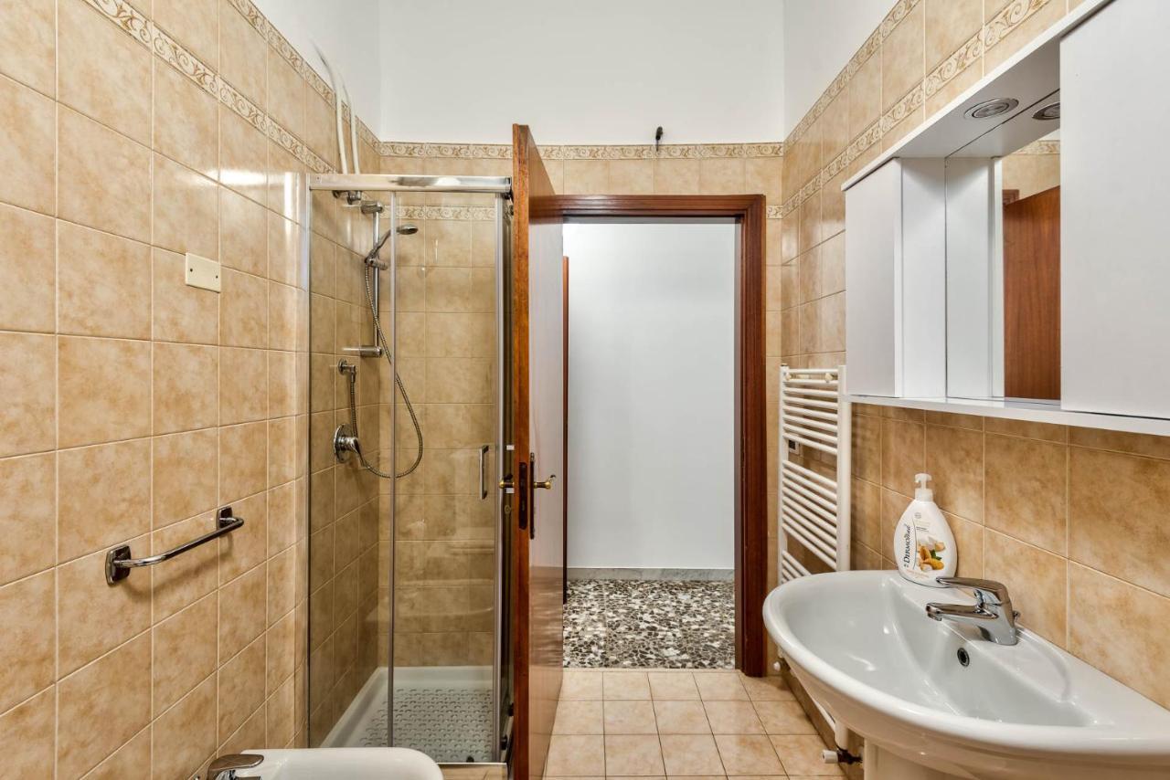 Casa Vacanza Binario 35 Ceglie Messapica Exteriör bild