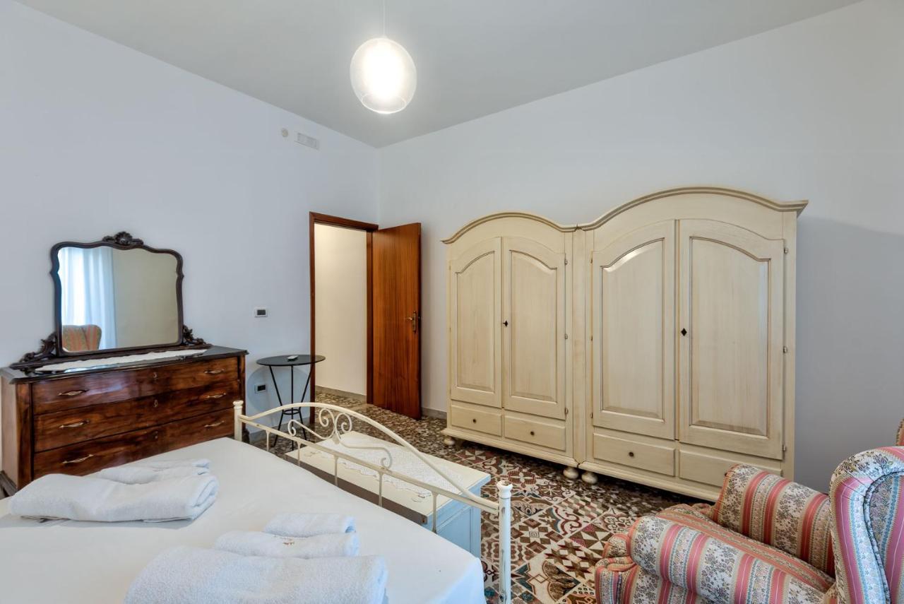 Casa Vacanza Binario 35 Ceglie Messapica Exteriör bild